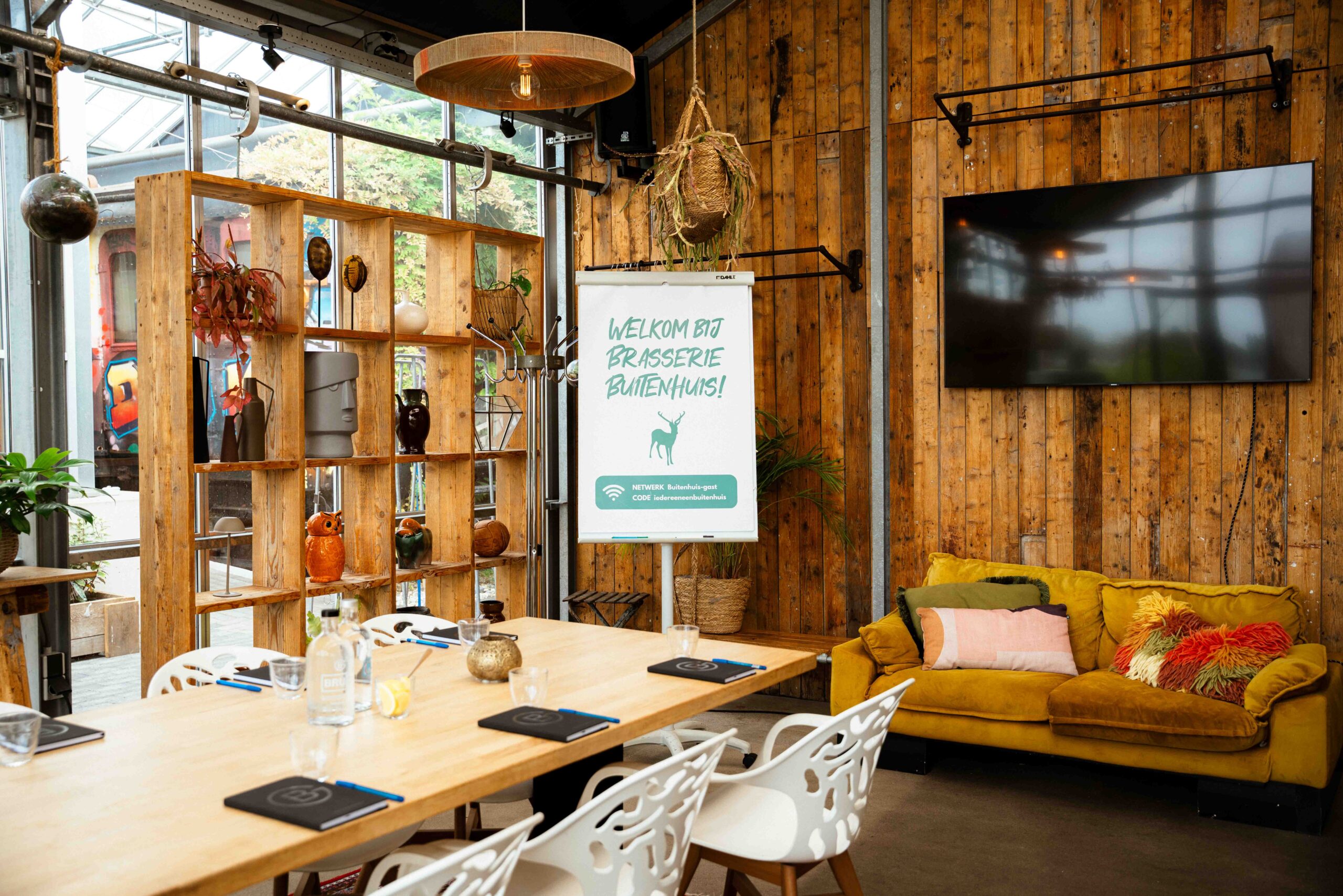 Buitenhuis_2025_BYJARAVANDENBOSCH_lowres-61